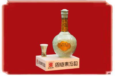 遵义汇川区烟酒回收四特酒.jpg
